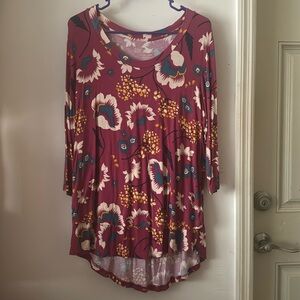 Latched Mama 3/4 sleeve nursing tee